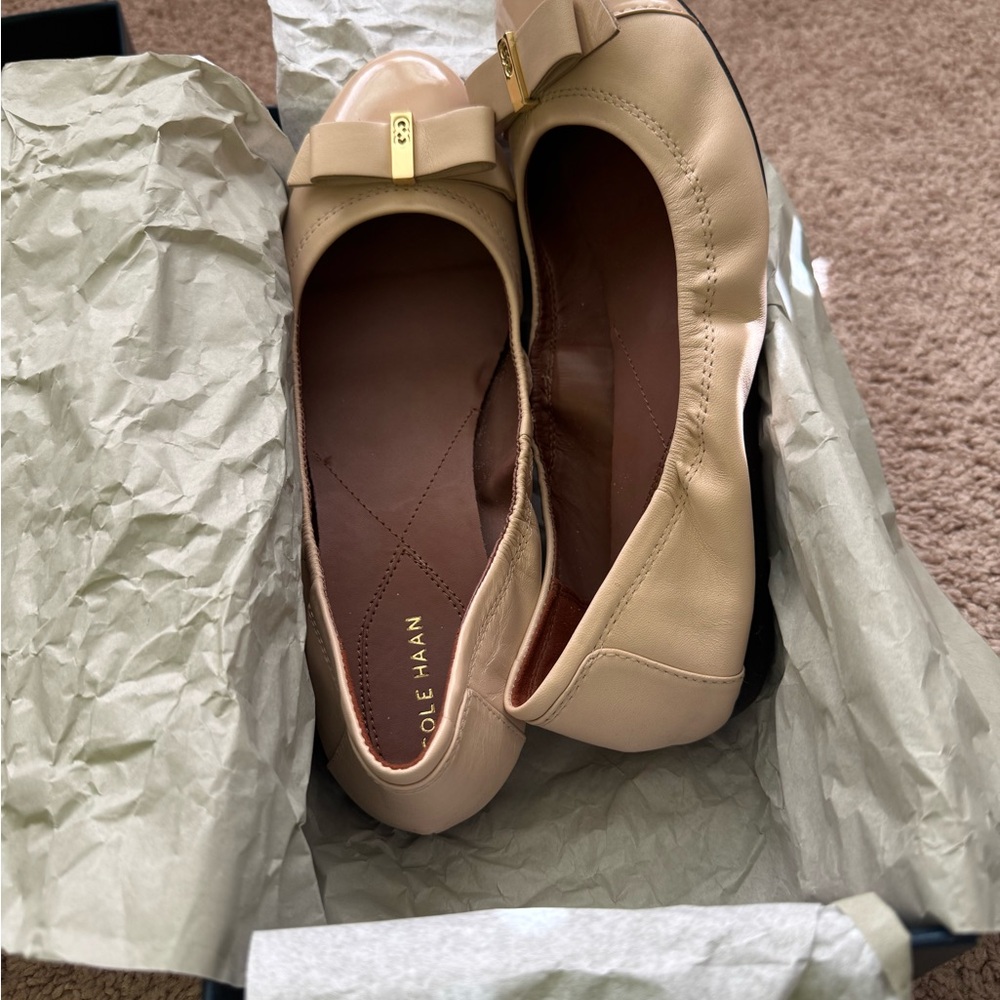 Cole Haan Nude Patent Ballet Flats, size 9